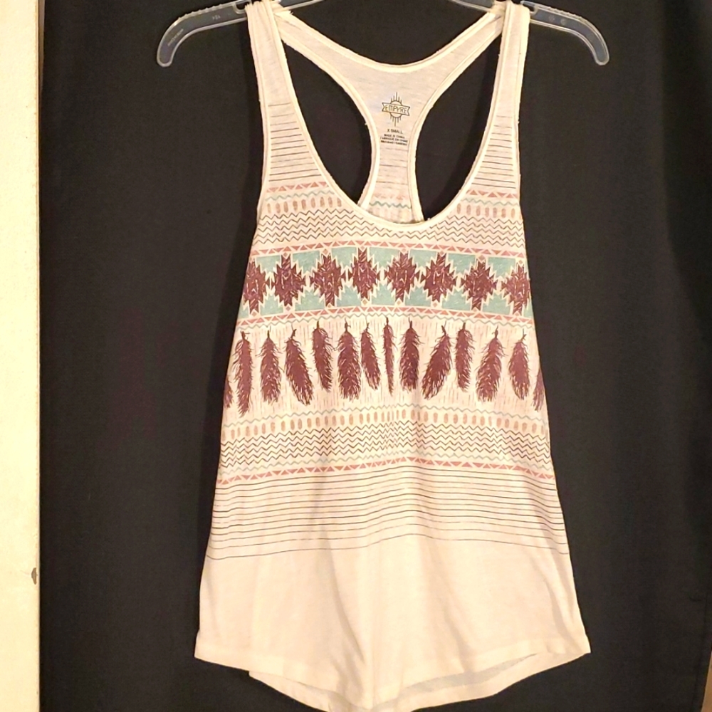 Empire tank top size xs white w/ feather design white, purple, blue